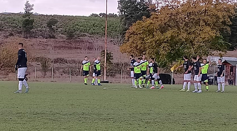 ΦΩΤΟΡΕΠΟΡΤΑΖ:  Ακράτητος Κεχριών - Πολιτικά 