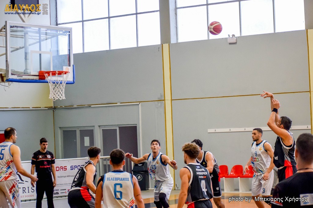 ΦΩΤΟΡΕΠΟΡΤΑΖ απο τον αγώνα: Τελεθριακός-Αστέρας Αλιβερίου Instacar 74-85