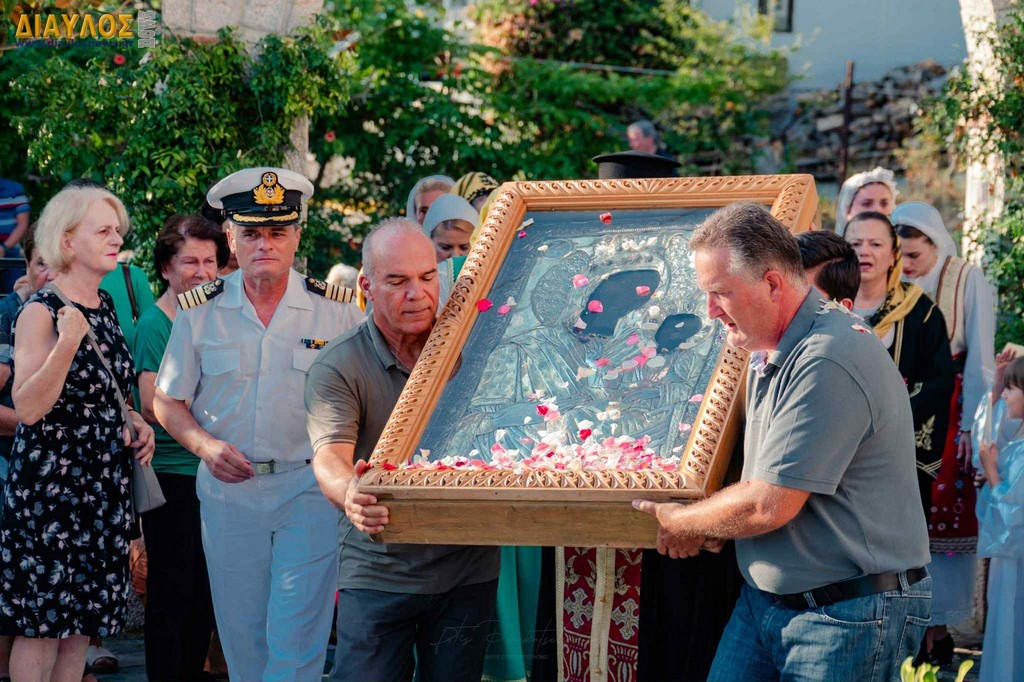 Πανηγυρική Υποδοχή του Θαυματουργού Ιερού Εικονίσματος της Παναγίας Ξενιάς στον Ιερό Ναό Αγίου Παντελεήμονος Λουτρών Αιδηψού